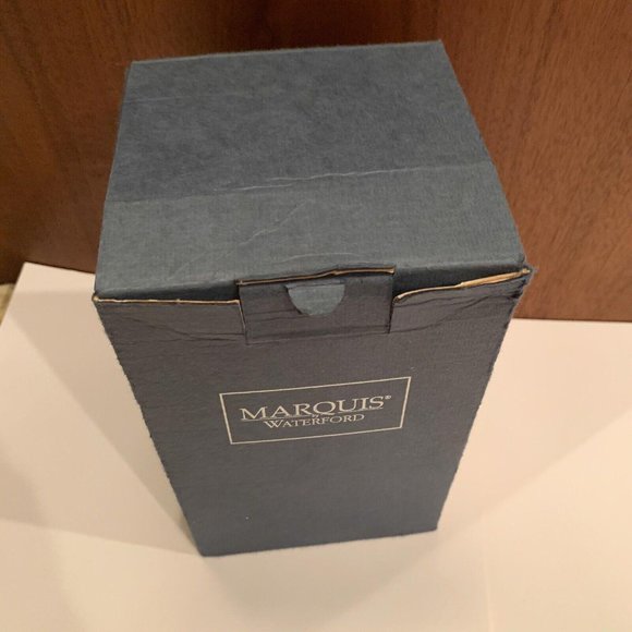 Marquis By Waterford Crystal Sheridan 6” Vase - Picture 10 of 12